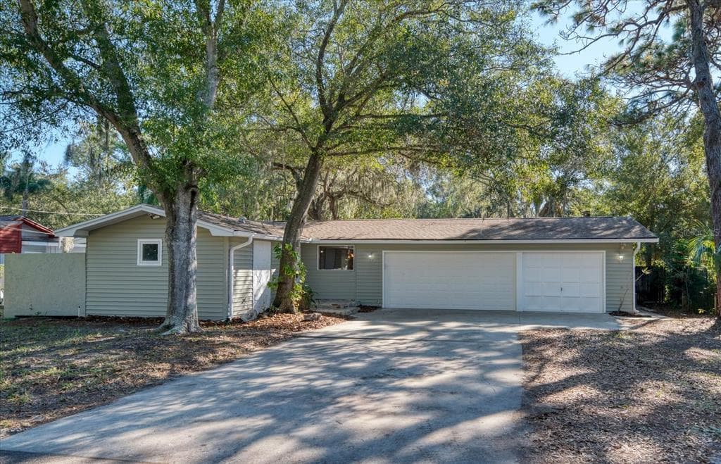 13012 96TH AVENUE SEMINOLE, FL 33776