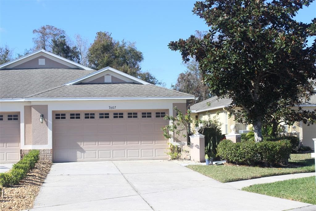 7607 DEER PATH LANE LAND O LAKES, FL 34637