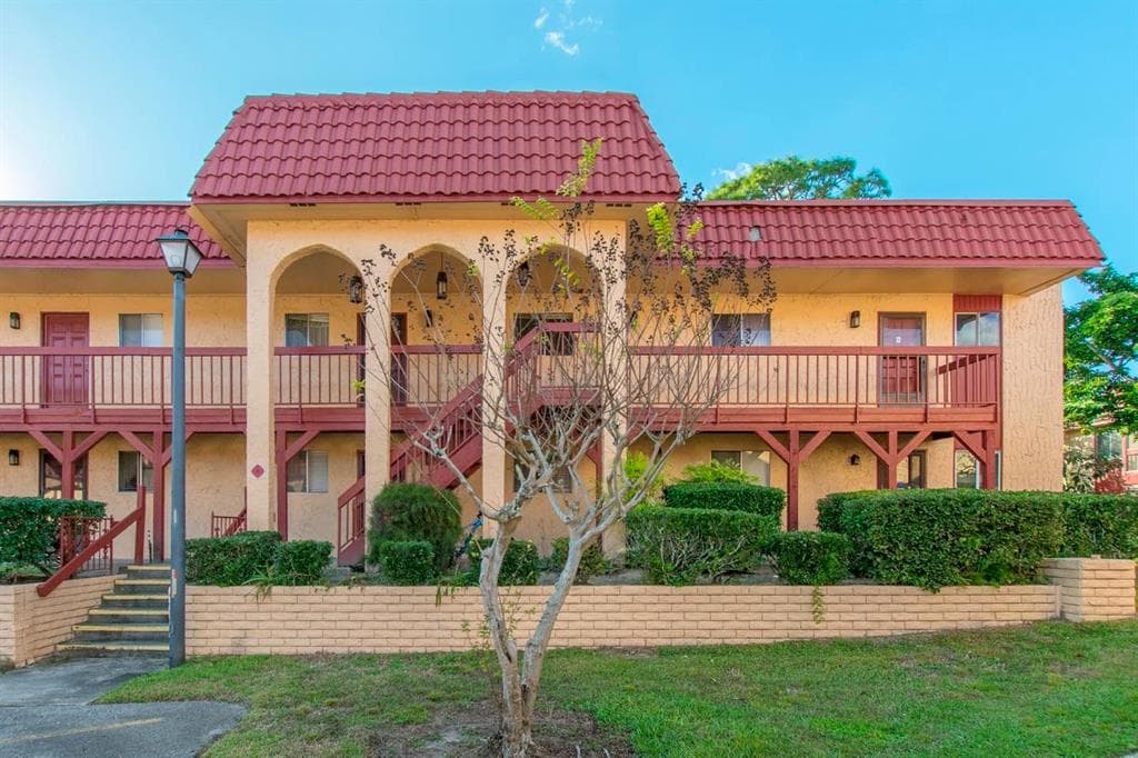 2802 N POWERS DRIVE UNIT 23 ORLANDO, FL 32818