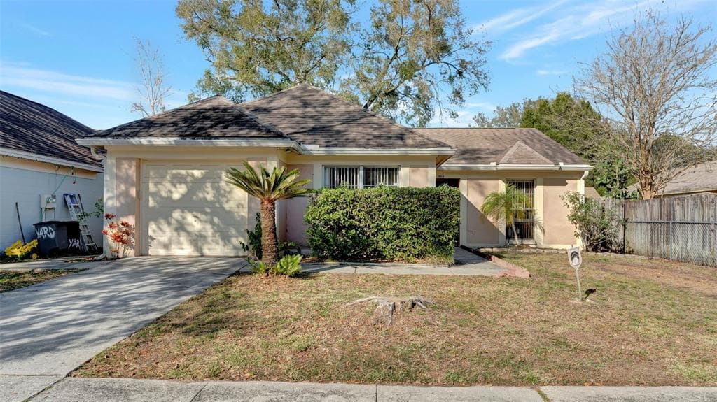 8518 MISTY RIVER COURT TAMPA, FL 33637
