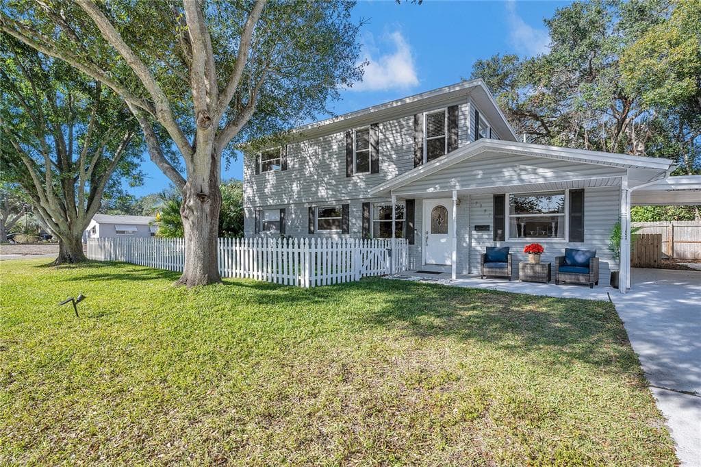 7991 24TH AVENUE N ST PETERSBURG, FL 33710