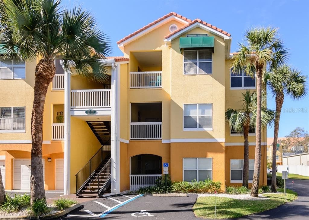 10764 70TH AVENUE UNIT 8307 SEMINOLE, FL 33772