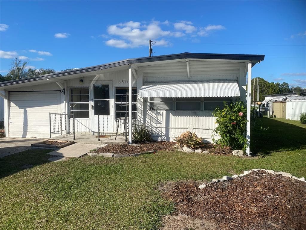 38749 HENRY DRIVE ZEPHYRHILLS, FL 33542