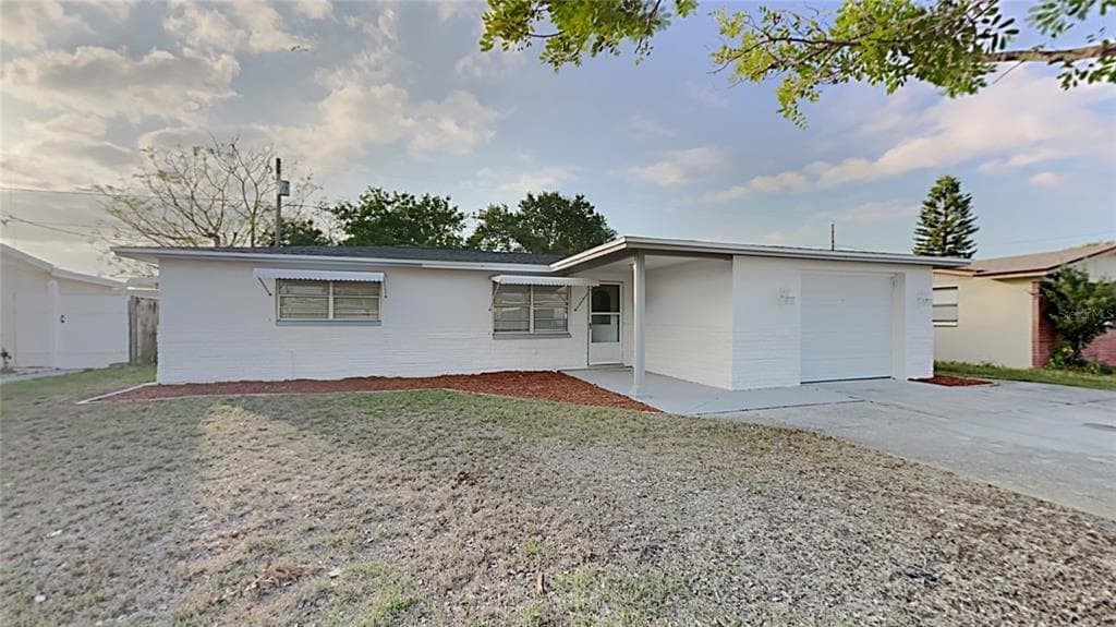 2351 ROSELAWN DRIVE HOLIDAY, FL 34691