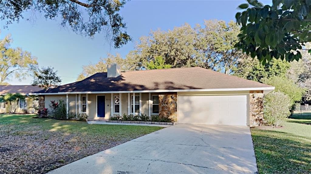 5212 CREEKMUR DRIVE LAKELAND, FL 33812