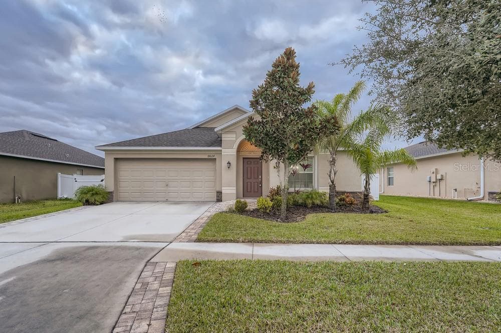 18624 DOBSON DRIVE HUDSON, FL 34667