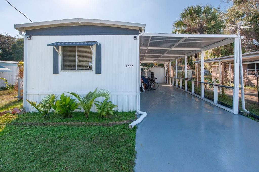 9036 MANGO STREET NEW PORT RICHEY, FL 34654
