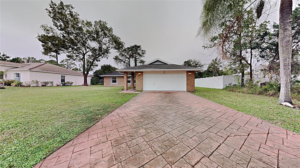 92 FORT CAROLINE LANE PALM COAST, FL 32137