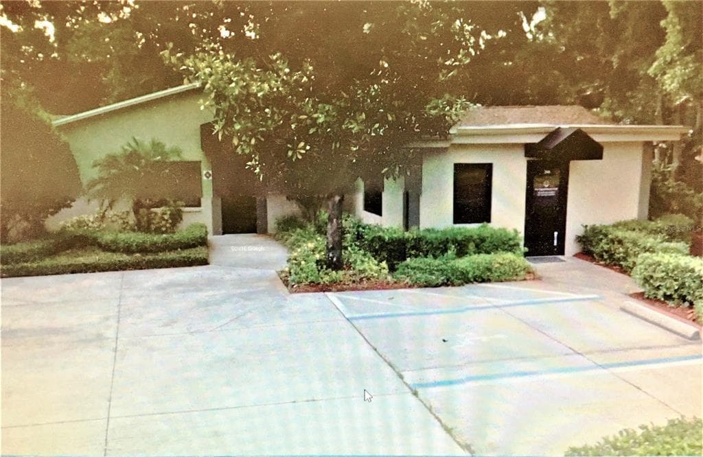 3935 16TH STREET N UNIT 200 ST PETERSBURG, FL 33703