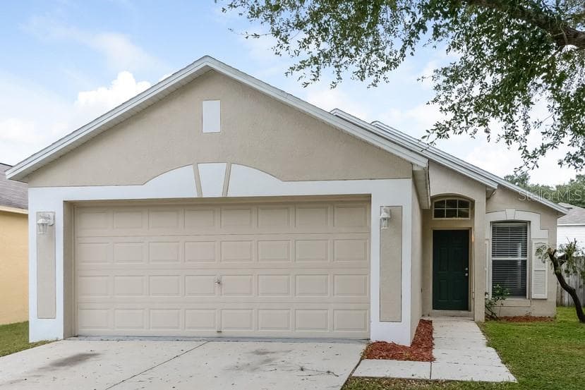 30251 DOUBLE DRIVE ZEPHYRHILLS, FL 33545