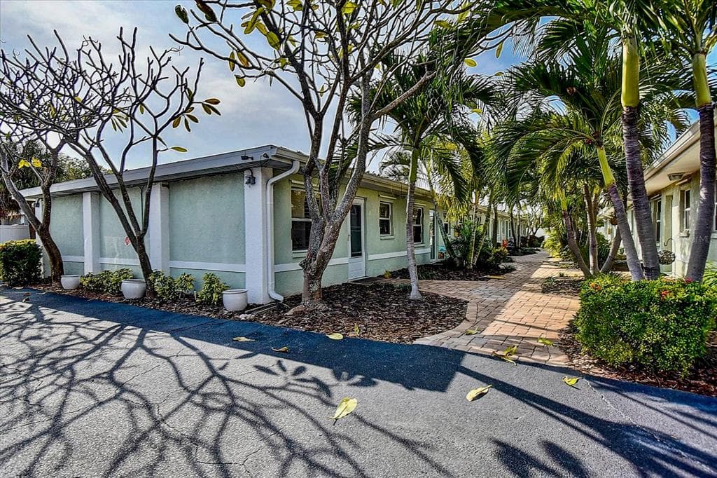 9040 BLIND PASS ROAD UNIT B3