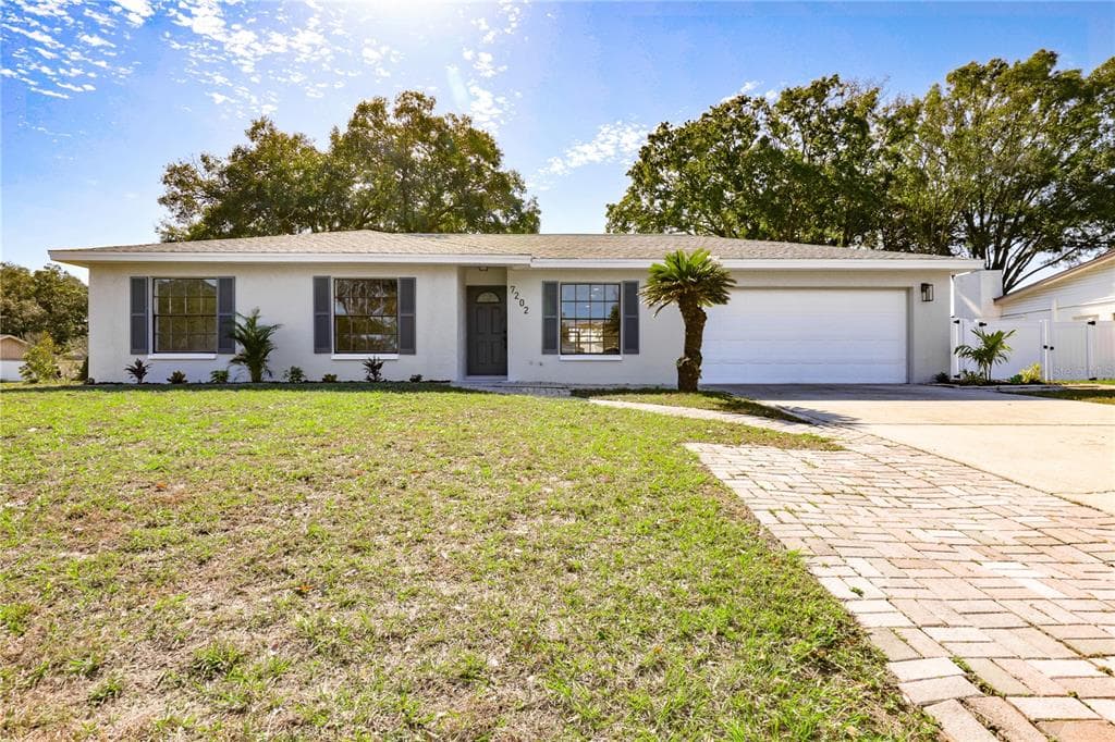 7202 WOODBROOK DRIVE TAMPA, FL 33625