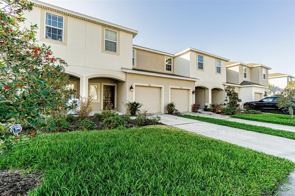 7027 GRAND ELM DRIVE RIVERVIEW, FL 33578