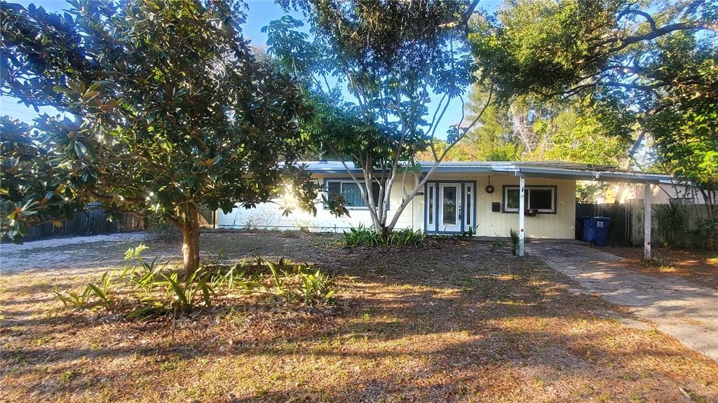 5053 SUNRISE DRIVE S ST PETERSBURG, FL 33705