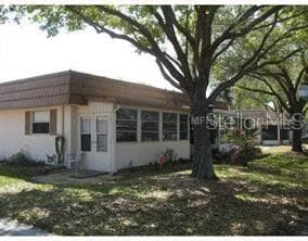 1802 BEDFORD LANE UNIT 7 SUN CITY CENTER, FL 33573