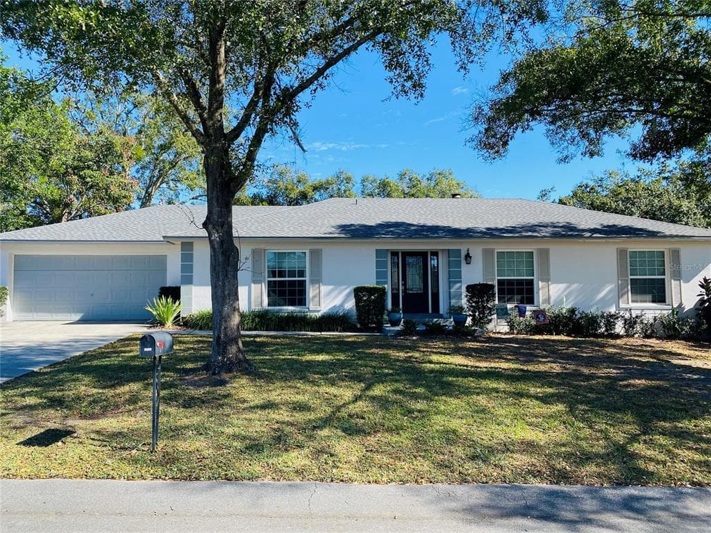 5104 SHEFFIELD ROAD LAKELAND, FL 33813
