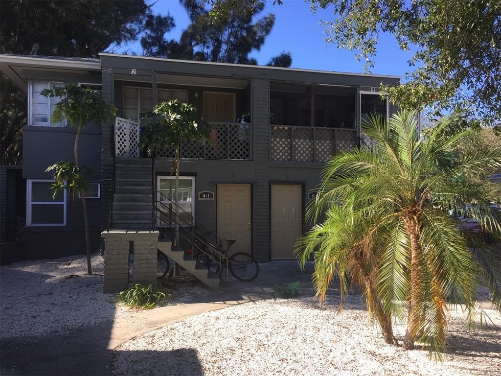 16 N HIGHLAND AVENUE UNIT 3 CLEARWATER, FL 33755