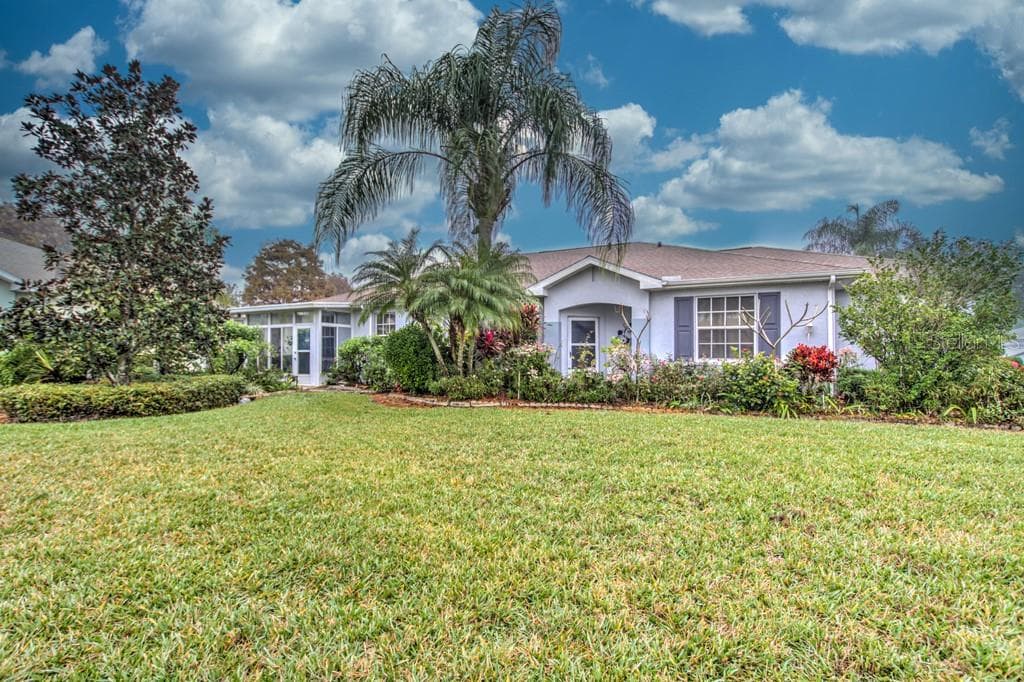 812 TREMONT GREENS LANE UNIT 131 SUN CITY CENTER, FL 33573