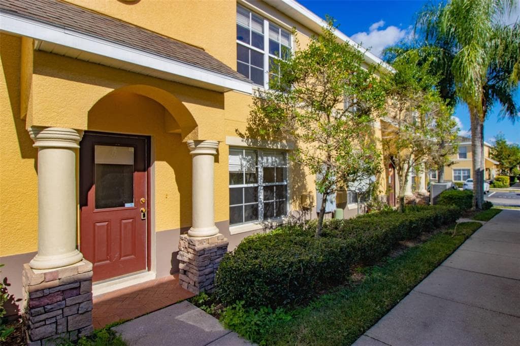 5456 RIVER ROCK ROAD LAKELAND, FL 33809
