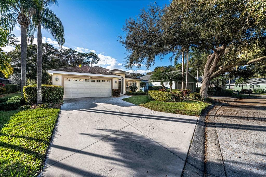 7324 ELEANOR CIRCLE UNIT 161 SARASOTA, FL 34243