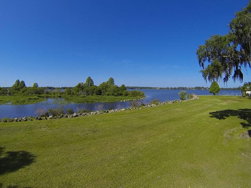 12133 STONELAKE RANCH BOULEVARD THONOTOSASSA, FL 33592