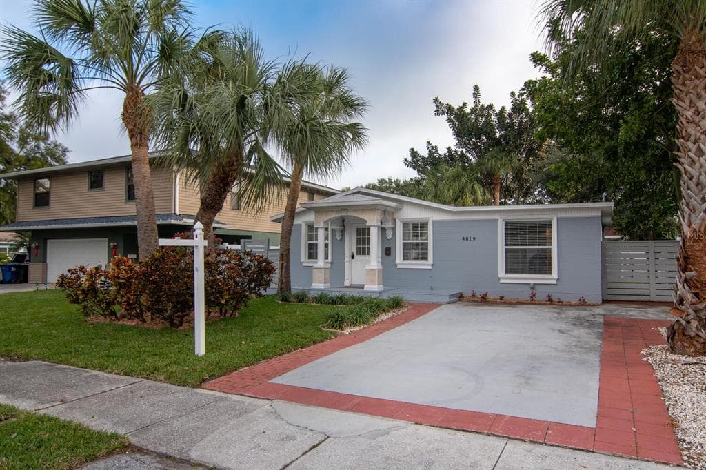 4819 CHANCELLOR STREET NE ST PETERSBURG, FL 33703