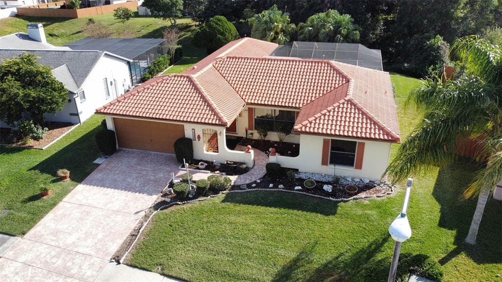 9122 TOURNAMENT DRIVE HUDSON, FL 34667