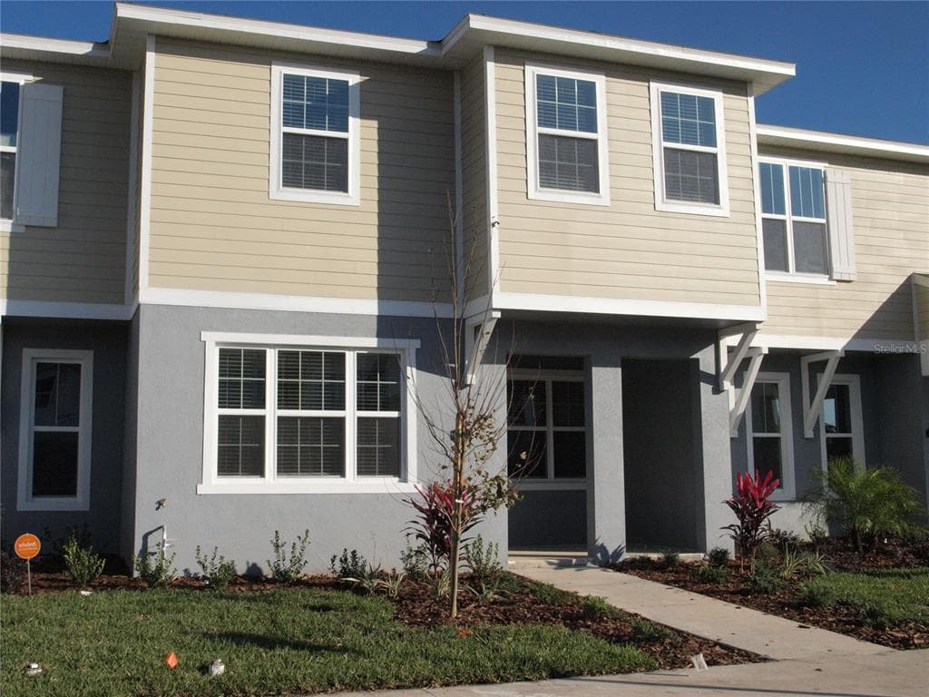 4974 AVALON PARK BOULEVARD WESLEY CHAPEL, FL 33545