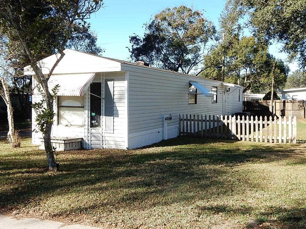 39153 ORIENT AVENUE ZEPHYRHILLS, FL 33542