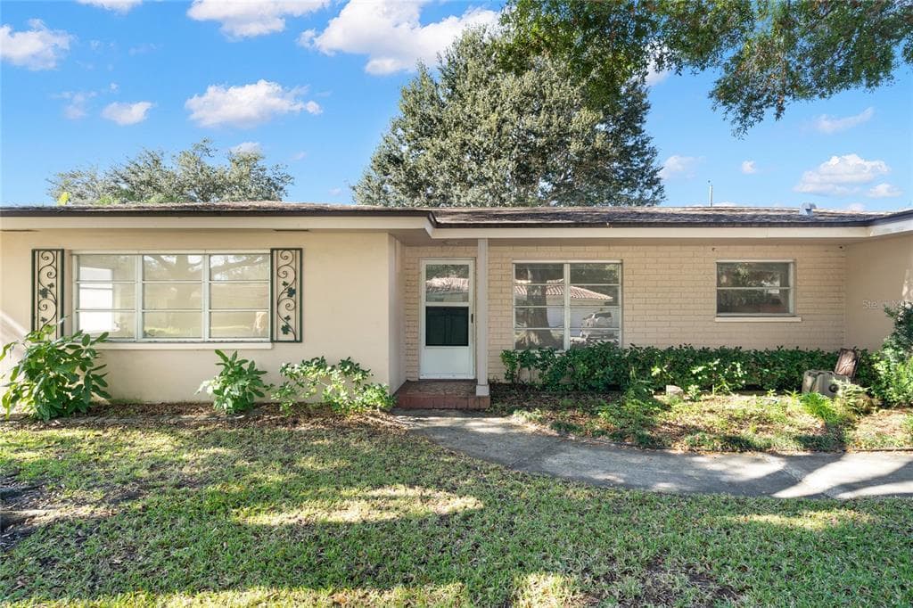 1438 HIGHFIELD DRIVE CLEARWATER, FL 33764