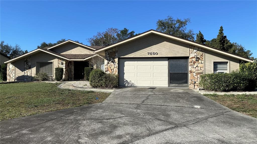 7680 JOMEL DRIVE WEEKI WACHEE, FL 34607