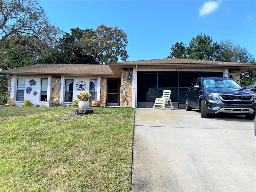 8477 DIRLENTON WAY WEEKI WACHEE, FL 34613