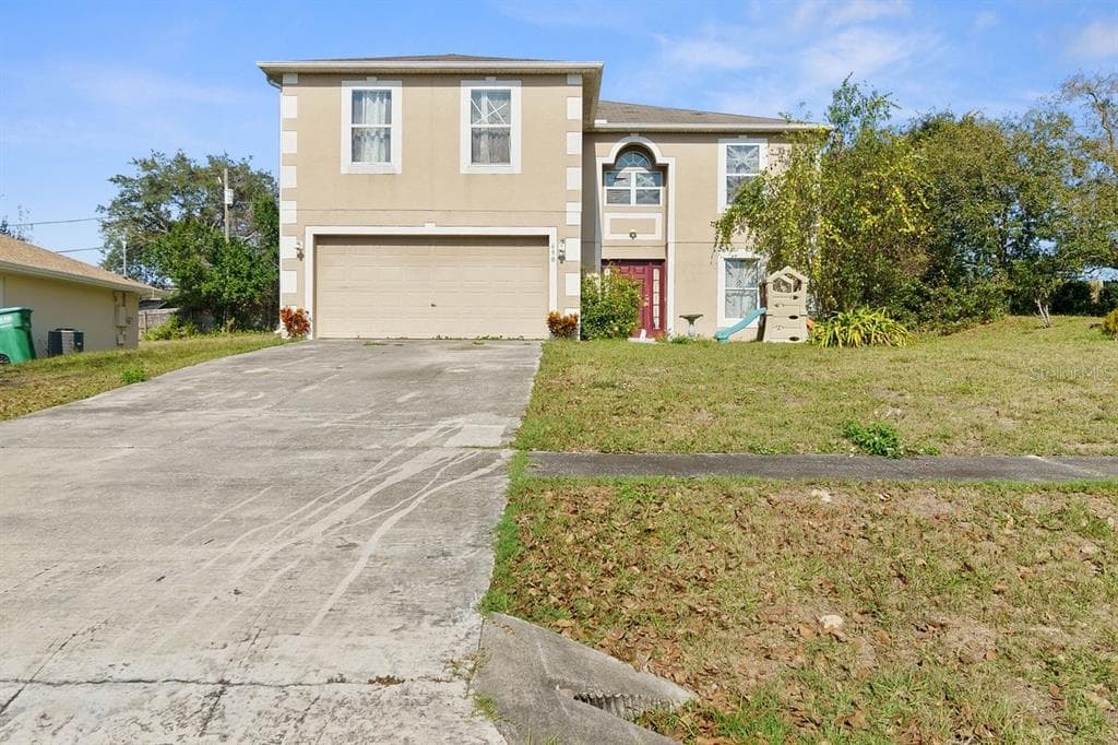 690 GAINSBORO STREET DELTONA, FL 32725