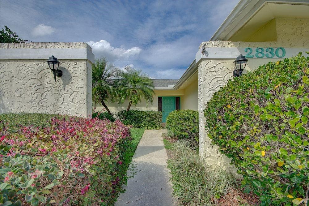 2830 WILDWOOD DRIVE CLEARWATER, FL 33761