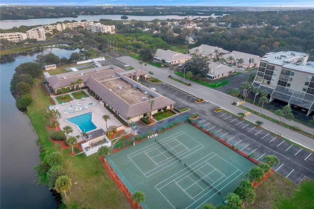 9950 62ND TERRACE N UNIT 409 ST PETERSBURG, FL 33708