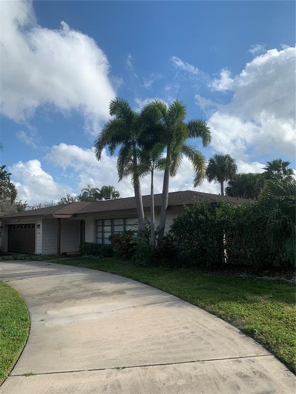 515 WINDWARD PASSAGE CLEARWATER, FL 33767