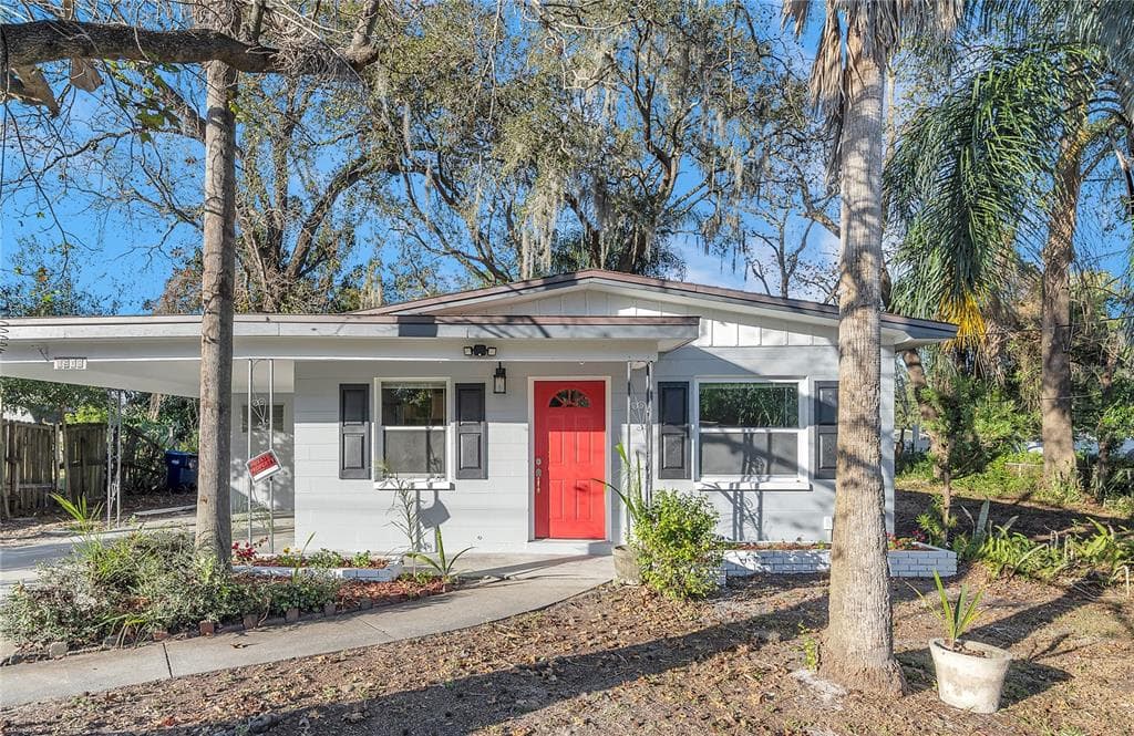 1908 E BOUGAINVILLEA AVENUE TAMPA, FL 33612