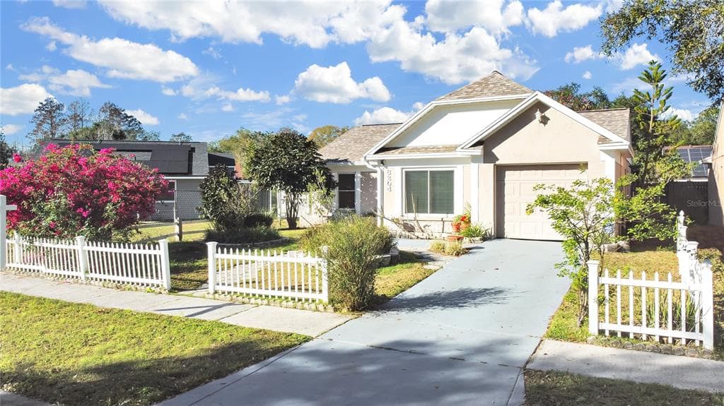 8204 CLERMONT STREET TAMPA, FL 33637