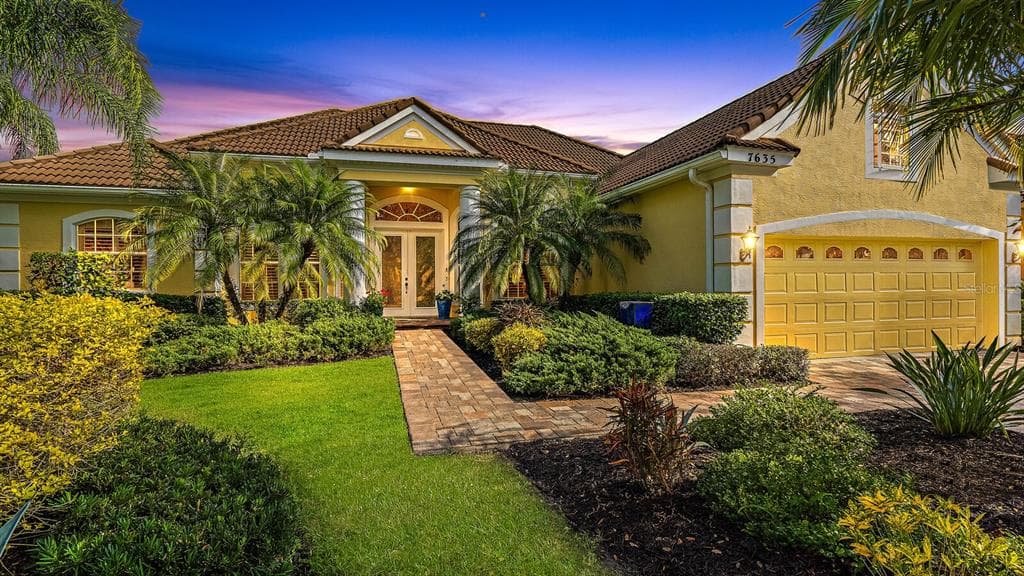 7635 TRALEE WAY BRADENTON, FL 34202
