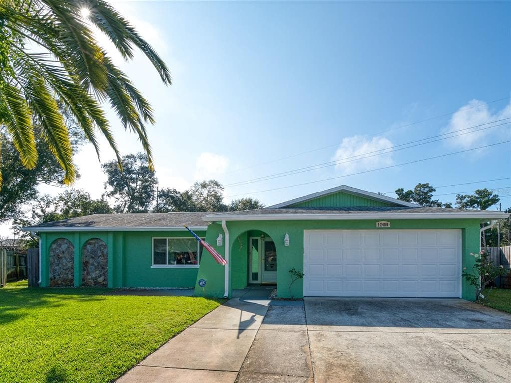 12480 REGENCY AVENUE SEMINOLE, FL 33772