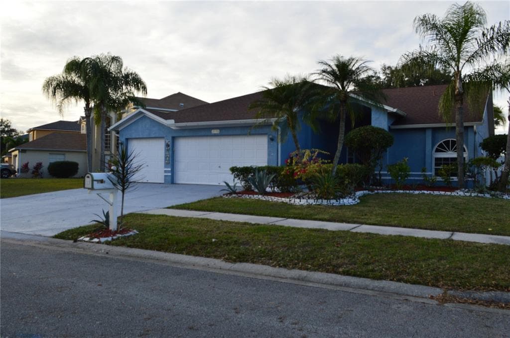 10915 SAILBROOKE DRIVE RIVERVIEW, FL 33579