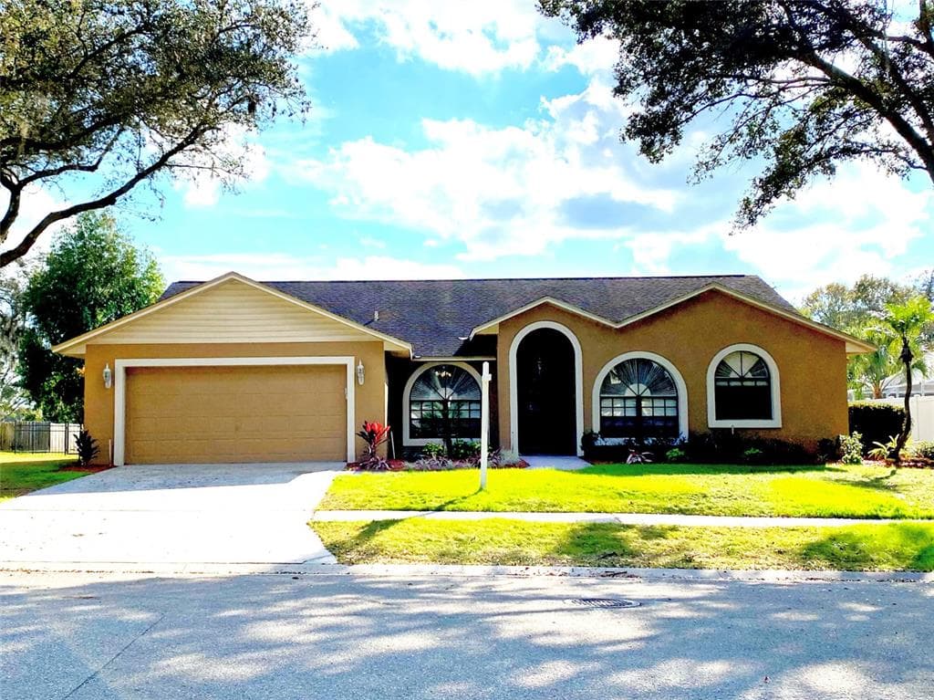 2617 BRIANHOLLY DRIVE VALRICO, FL 33596