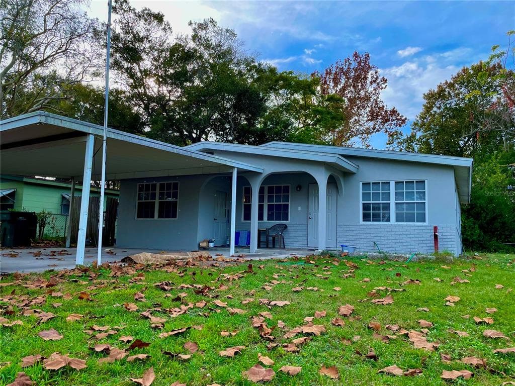 122 EMERALD LANE LARGO, FL 33771