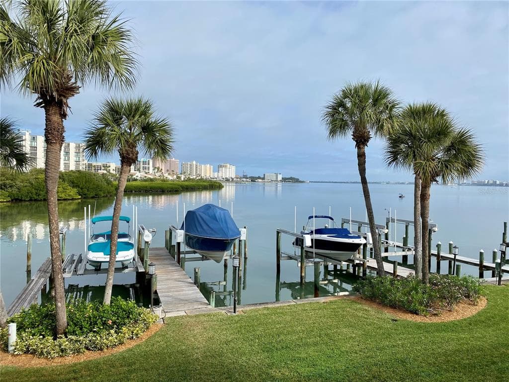 130 MARINA DEL REY COURT
