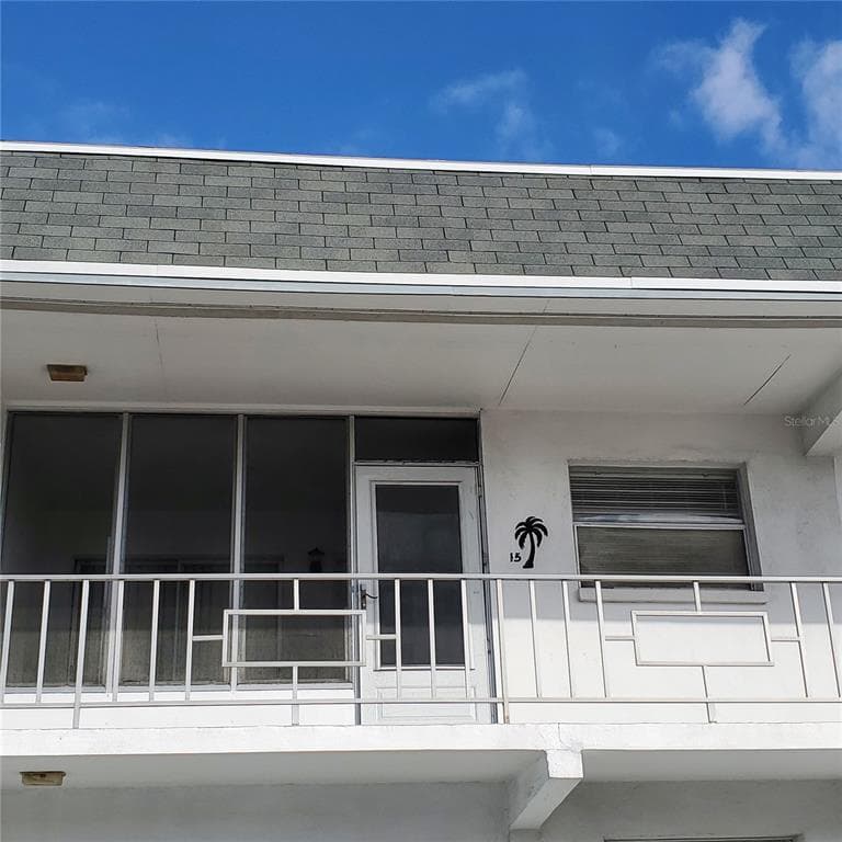 1221 DREW STREET UNIT A15 CLEARWATER, FL 33755