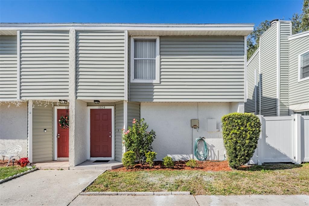 11804 N ARMENIA AVENUE TAMPA, FL 33612