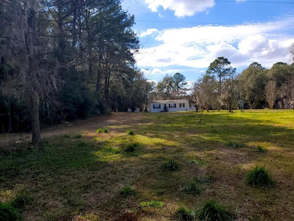 14685 NW HIGHWAY 464B MORRISTON, FL 32668