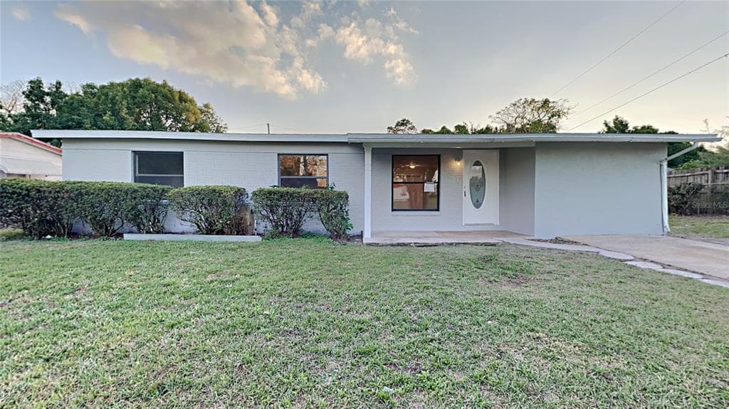 8002 YOUNT DRIVE ORLANDO, FL 32822
