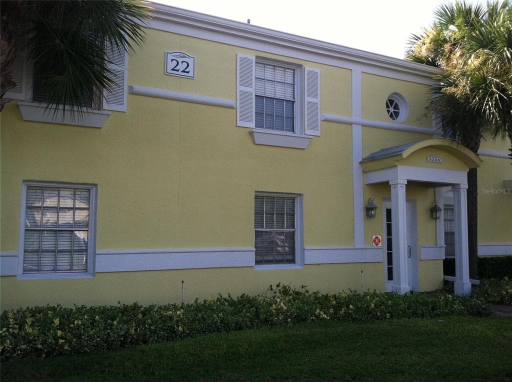 5200 COQUINA KEY DRIVE SE UNIT C ST PETERSBURG, FL 33705