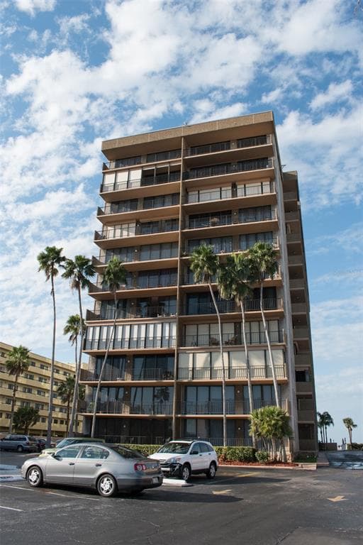 5396 GULF BOULEVARD UNIT 109 ST PETE BEACH, FL 33706